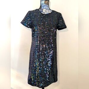 CeCe Women's Short Sleeve Scoop Neck Sequin Shift Dress